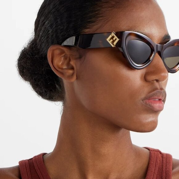 NEW FENDI FE40146I 53N, HAVANA BROWN WOMEN SUNGLASSES FENDI - Picture 1 of 4